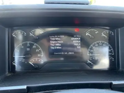 Used 2022 VOLVO VNR64T300 Conventional trucks California US | Ben Kaplan Equipment #1284794