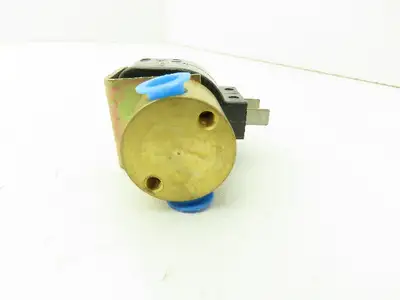 Honeywell Skinner C3R110 Solenoid Valve 3-Way NC 12VDC 75 PSI 1/8" NPT