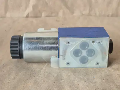 Used BOSCH REXROTH R900561274 Parts (Hydraulics and Pneumatics) British Columbia CA | Lenmark #264470