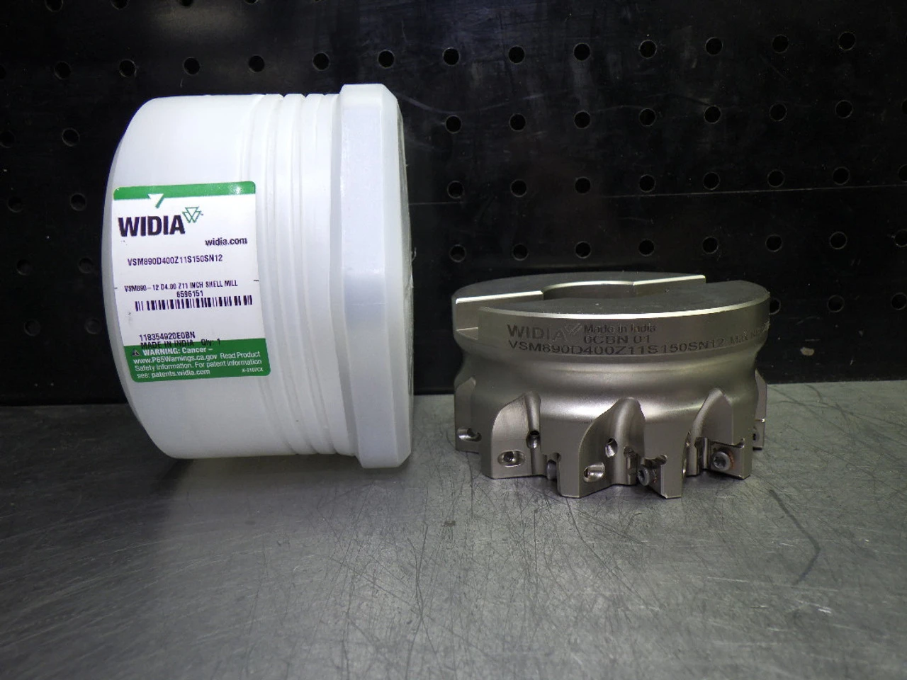 Widia 4" Coolant Thru Facemill 1.5" Arbor VSM890D400Z11S150SN12 (LOC3576)