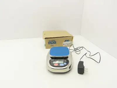 A&D HL1000WP Stainless Washdown Digital Portion Scale 2.2Lb 1000g