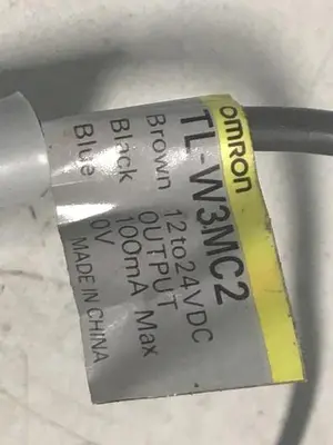 USED OMRON TL-W3MC2