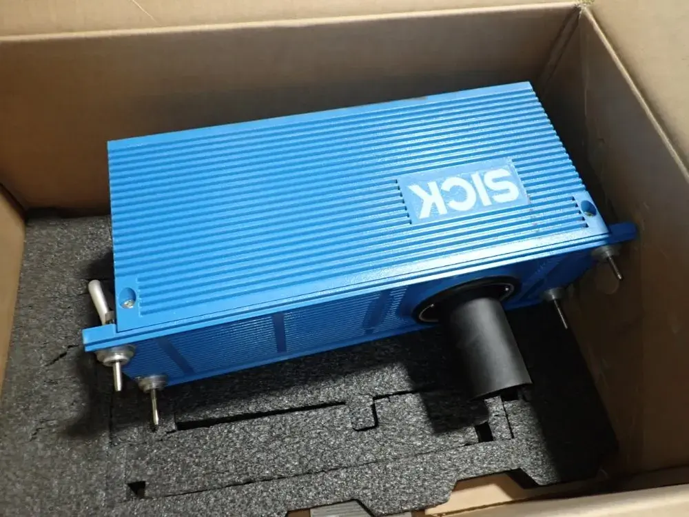 USED 2014 SICK ICD8903301100S01