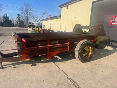 NEW IDEA 213 Manure Spreader | County Equipment Company LLC (6)