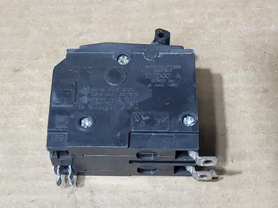 Used SQUARE D QOB230 Switchgears British Columbia CA | Lenmark #1438608