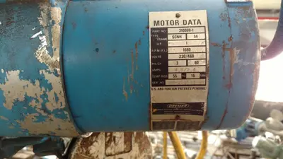 SPC9228  Material Handling Equipment 2,000 lbs. Shaw Box cable hoist, model 114462