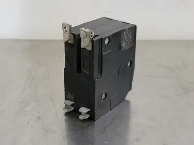 USED SQUARE D QOB215