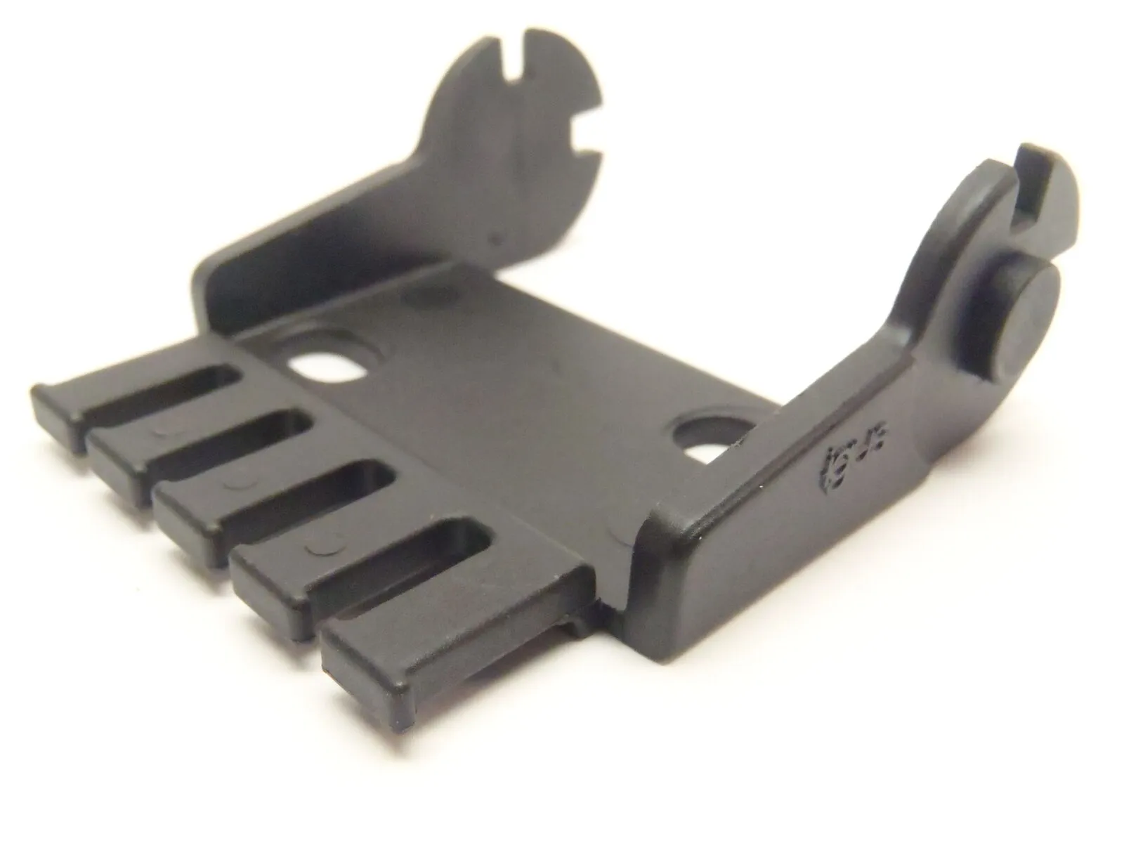 114.4.2 PZ | Igus  End Mount for Energy Chain Cable Channel - New
