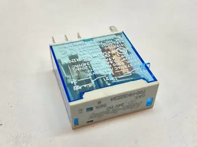 NEW ALLEN-BRADLEY SER B GP SLIM LINE RELAY 8A 24VDC 158737