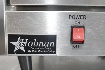 STAR HOLMAN ELECTRIC SINGLE DECK COUNTERTOP CONVECTION OVEN MODEL CCOH-3 (SCRATCH AND DENT)