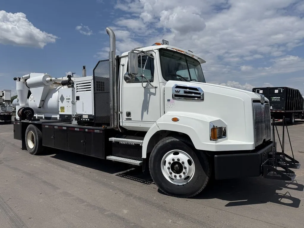 Used 2014 WESTERN STAR 4700SB HYDRO EXCAVATOR Hydro Excavators Minnesota US | Carco Truck & Equipment #1514257