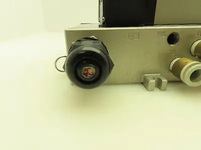 SMC VV5FS2 Plug-In 4-Station Manifold Control Unit VFS2000 Solenoid Valve Bank