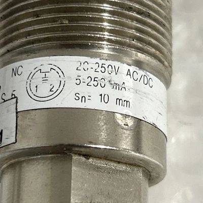 USED Balluff BES-516-216-E5-E-S5