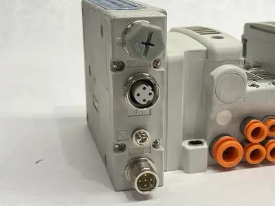 VV5QC11-03N35DA-S | SMC  Pneumatic Plug-In Manifold 3-Station - Used