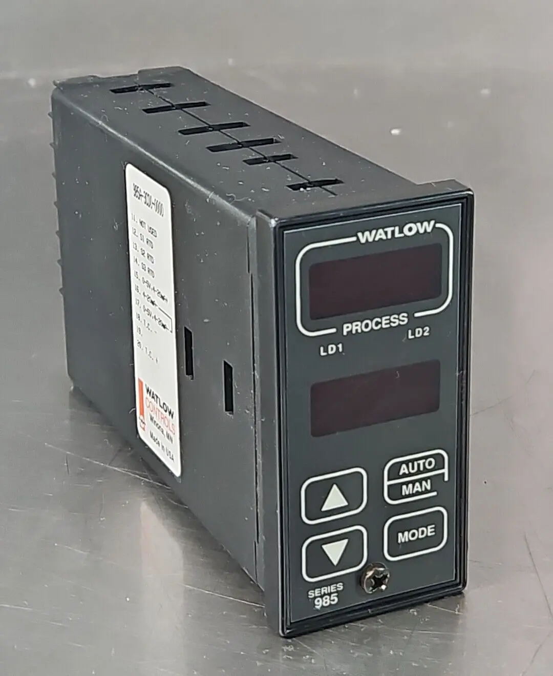 Watlow 985A-3CD0-0000 Temperature Controller (BIN643)