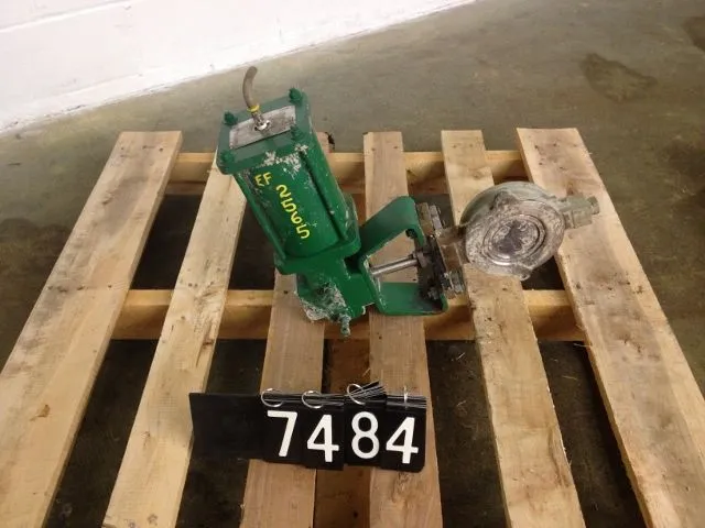 Fisher type 8550 Butterfly Valve size 4"