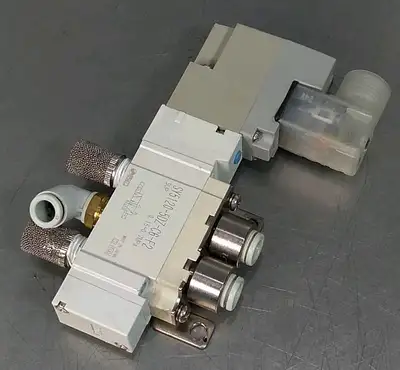SMC SY5120-5DZ-C6-F2 Solenoid Valve 24V Loc5E5/2
