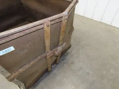 Used INSULFAB PLASTICS _UNKNOWN_ Tub Indiana US | Arrow Industrial #1368088