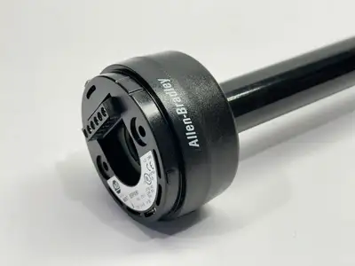 8855T-BSPM80 | Allen Braldley  Ser BStack Light Mounting Base 31.5" Pole - Used