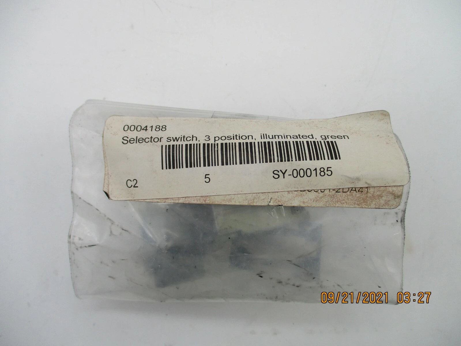 New SY-000185 3-position, green Illuminated Selector Switch