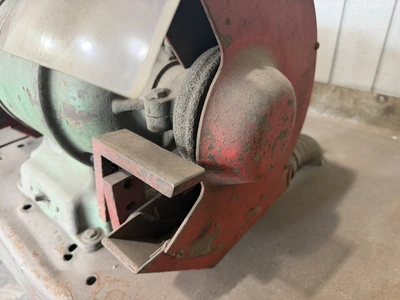 Used _UNKNOWN_ _UNKNOWN_ Pedestal Type Grinders (Double End) Indiana US | Miedema Asset Management Group #1414826