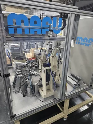 USED 1998 MAFU 820