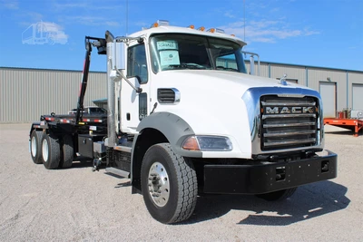 New | in-Stock 2025 MACK GRANITE 64BR Rolloff Trucks Texas US | Roll Off Truck World #1491919