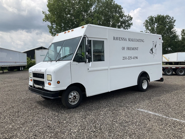 Used 2002 FORD COMM STRIP Cab Chassis trucks Michigan US | Miedema Asset Management Group #1314140