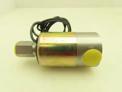 Honeywell Skinner V5D38570 Solenoid Valve 3-Way NC 120V 75 PSI 1/4" NPT