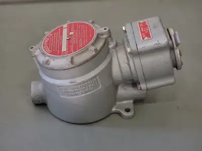 New | in-Stock CROUSE-HINDS FSQ-FSQC-230 Cable & Wire British Columbia CA | Lenmark #252392