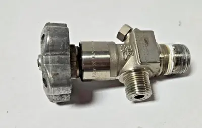 Rotarex Deodeux D20010437 CGA330 Oxygen Cylinder Gate Valve