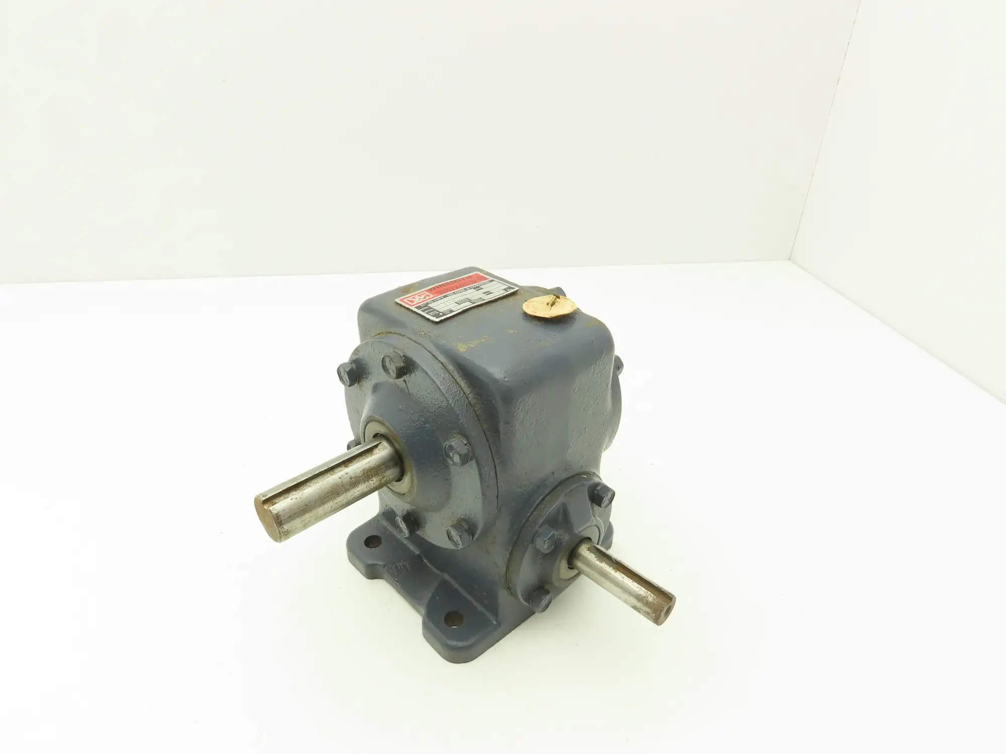 Winsmith 3CB Speed Reducer 7.5:1 Ratio Worm Gearbox 2Hp 240rpm 7/8" LH Output