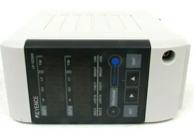 NEW KEYENCE LK-G3001V LASER SENSOR CONTROLLER LKG3001V