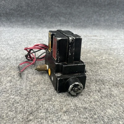 Used Parker SSL4033701 Solenoid Valves California US | Davliegogo LLC #1706674