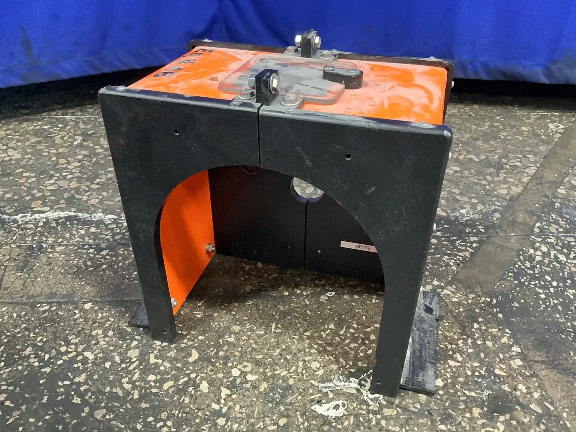 Used UNIGUARD MACHINE GUARDS _UNKNOWN_ Safety Enclosures Ohio US | HGR 24 #1358653