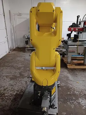 USED 2013 FANUC LR 200ID
