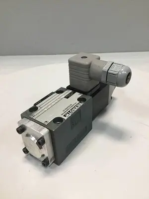 USED REXROTH 3WE6A51AG24NZ4V