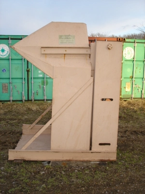 Used _UNKNOWN_ _UNKNOWN_ Bin Dumpers Minnesota US | A&I Equipment #1317111