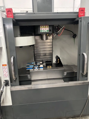 2017 HAAS VF-1 Vertical Machining Centers | PM Machines (2)