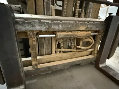 CATERPILLAR GP25 Forklifts | ListingHippo (6)