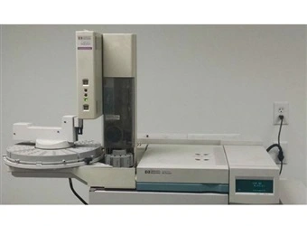 Used HP HP 6890 WITH TCD AND AUTOSAMPLER GC Systems New York US | Michael Benalt Inc #1274267