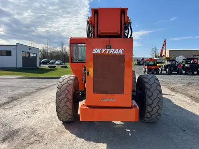 USED 2015 SKYTRAK 10054