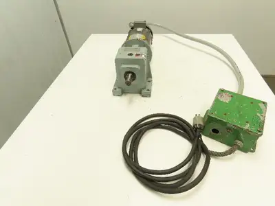 MGS Stober ComTrac Gearmotor 90VDC .75Hp 28:1 C Series Inline Reducer 62 RPM 56C
