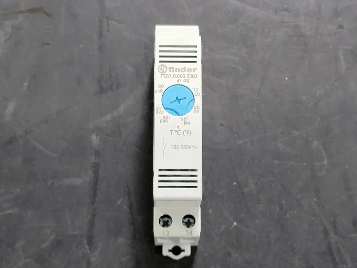USED FINDER 7T.81.0.000.2303
