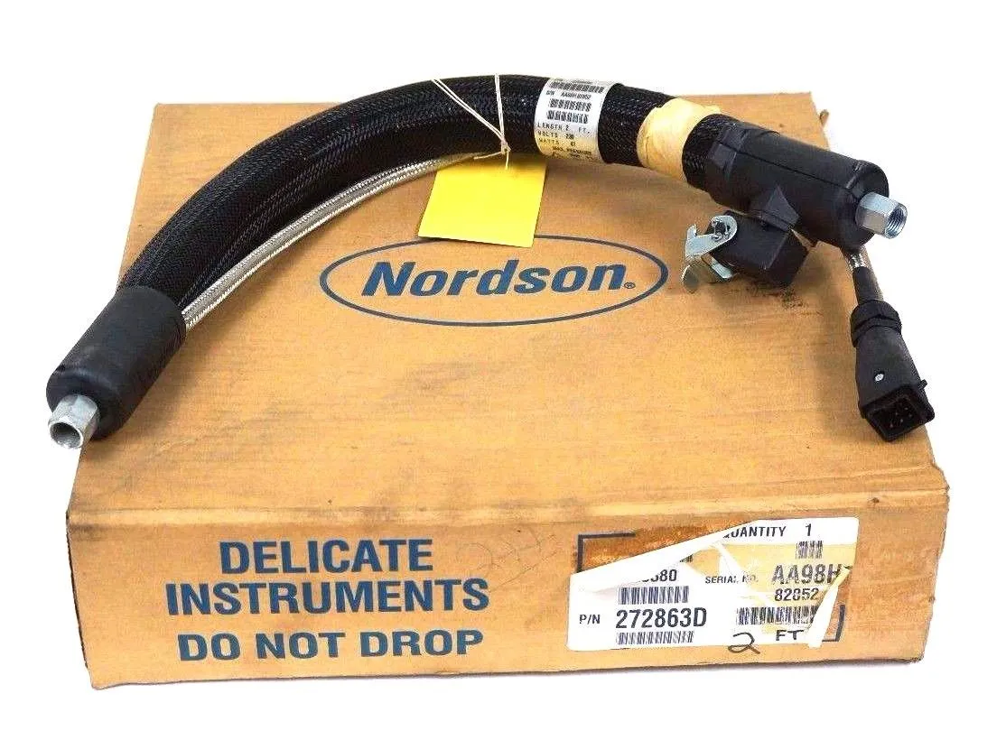 NEW NORDSON 272863D HOSE 2FT 272863