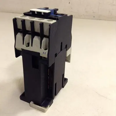 USED TELEMECANIQUE LP1D1810