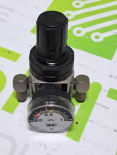 SMC AR10-M5 PNEUMATIC REGULATOR