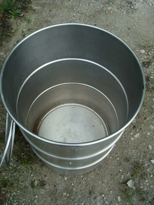 100L S/S Enclosed Tank with clamp lid