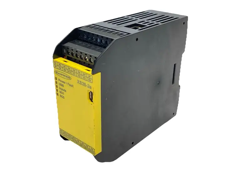 Used BANNER ENGINEERING EXPANDABLE SAFETY CONTROLLER BASE CONTROL MODULE 85063 Industrial Controls | Maverick Industrial Sales #1100460
