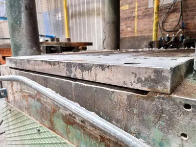 USED HL 450 TON 4 COLUMN PRESS